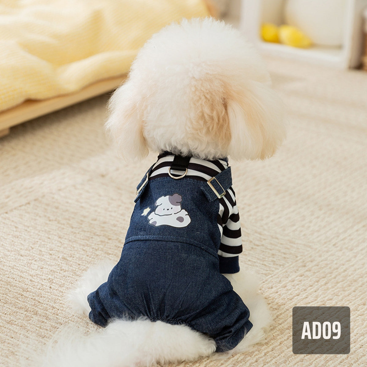 Áo cho mèo dạng yếm bò xinh xắn